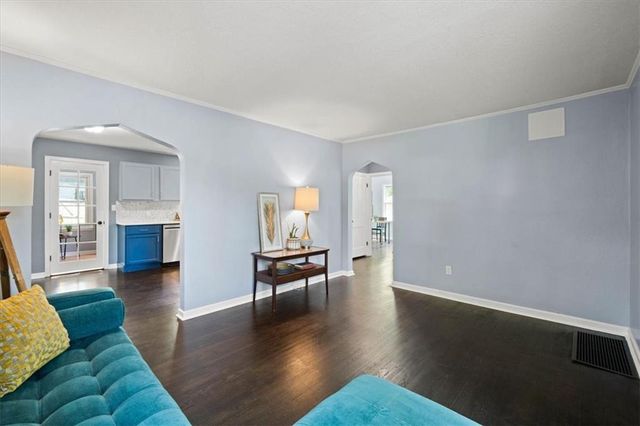 3101 S 9th Place, Kansas City, KS 66103