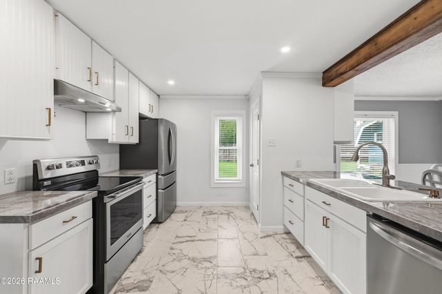 104 Silver Medal Drive, Lafayette, LA 70506