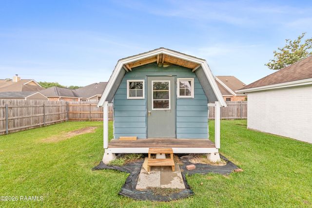 104 Silver Medal Drive, Lafayette, LA 70506