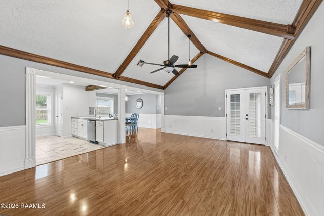 104 Silver Medal Drive, Lafayette, LA 70506