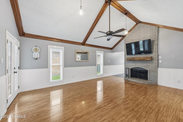 104 Silver Medal Drive, Lafayette, LA 70506
