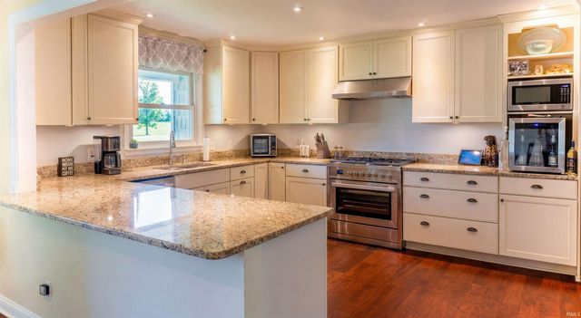 10295 Queen Road, Plymouth, IN 46563