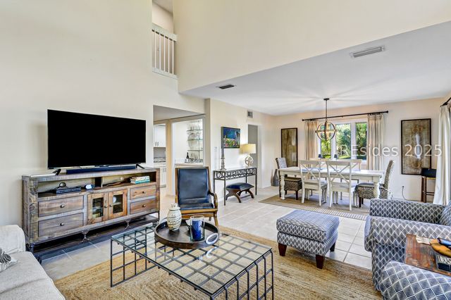 1 Stoney Creek Rd Apt 265, Hilton Head Island, SC 29928