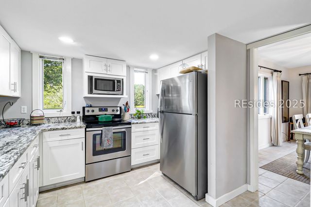 1 Stoney Creek Rd Apt 265, Hilton Head Island, SC 29928