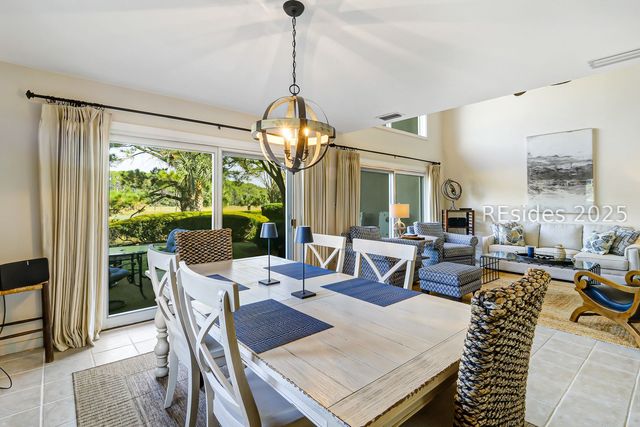 1 Stoney Creek Rd Apt 265, Hilton Head Island, SC 29928