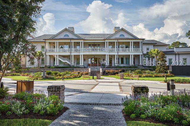 1 Stoney Creek Rd Apt 265, Hilton Head Island, SC 29928