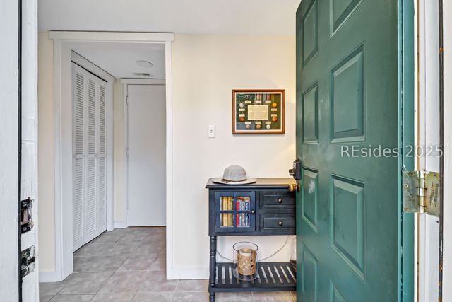 1 Stoney Creek Rd Apt 265, Hilton Head Island, SC 29928