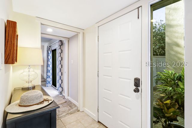 1 Stoney Creek Rd Apt 265, Hilton Head Island, SC 29928