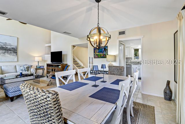 1 Stoney Creek Rd Apt 265, Hilton Head Island, SC 29928