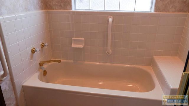 1810 North Shore, Port Isabel, TX 78578