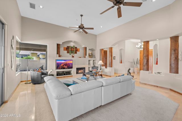 10275 N NICKLAUS Drive, Fountain Hills, AZ 85268