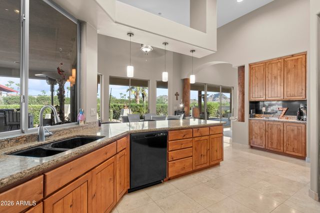 10275 N NICKLAUS Drive, Fountain Hills, AZ 85268