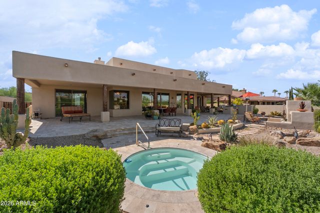 10275 N NICKLAUS Drive, Fountain Hills, AZ 85268