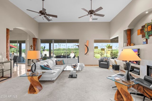 10275 N NICKLAUS Drive, Fountain Hills, AZ 85268