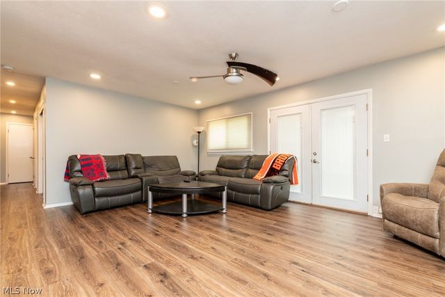 1346 Ranchland Drive, Mayfield Heights, OH 44124