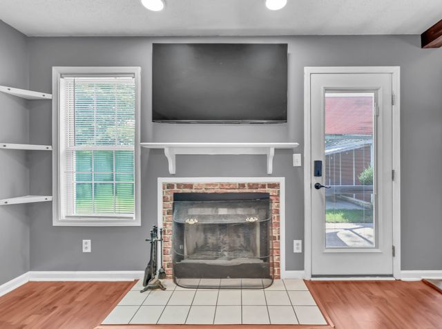 3230 N Senseney Cir, Clarksville, TN 37042