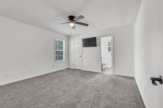 3230 N Senseney Cir, Clarksville, TN 37042