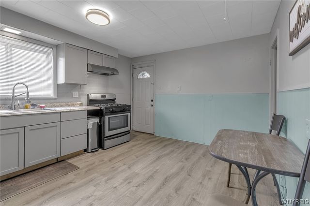 72 Sunset Street, Buffalo, NY 14207