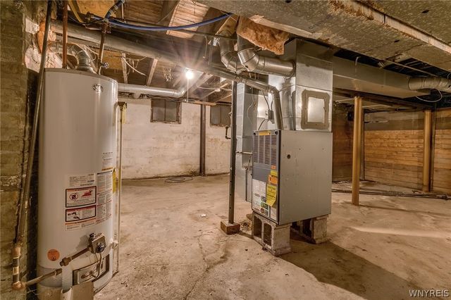 72 Sunset Street, Buffalo, NY 14207