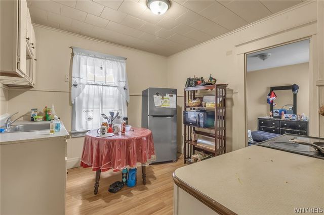 72 Sunset Street, Buffalo, NY 14207