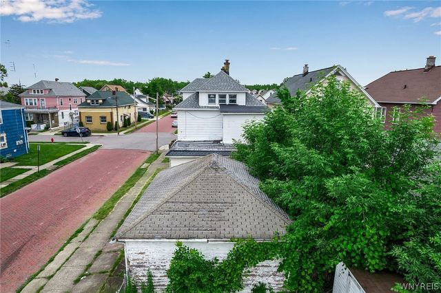 72 Sunset Street, Buffalo, NY 14207