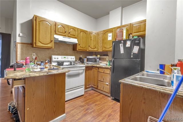 72 Sunset Street, Buffalo, NY 14207