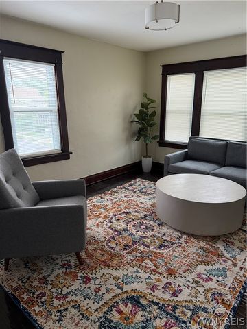 72 Sunset Street, Buffalo, NY 14207