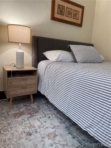 72 Sunset Street, Buffalo, NY 14207