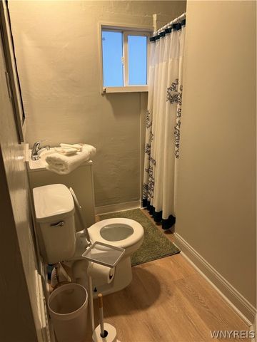 72 Sunset Street, Buffalo, NY 14207