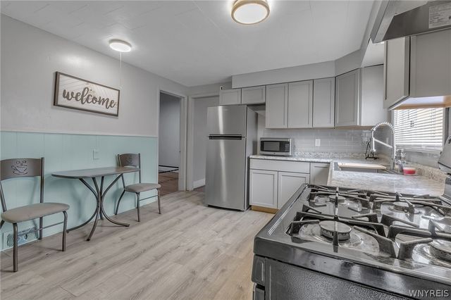 72 Sunset Street, Buffalo, NY 14207