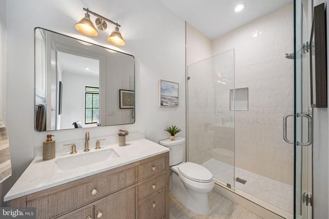 4624 26TH ST N, Arlington, VA 22207