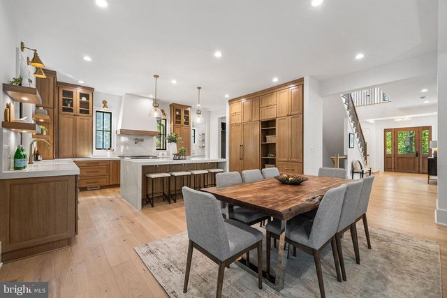 4624 26TH ST N, Arlington, VA 22207