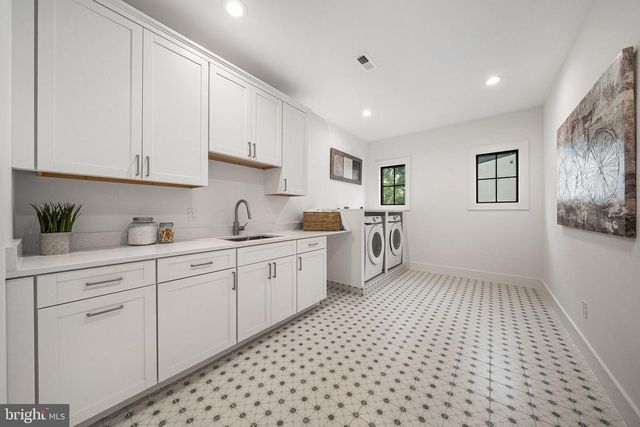 4624 26TH ST N, Arlington, VA 22207