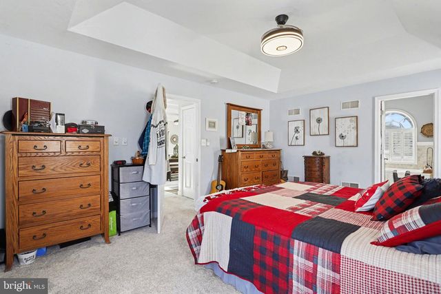 240 AMANDA DR, Littlestown, PA 17340