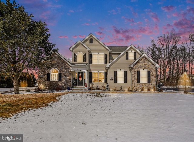 240 AMANDA DR, Littlestown, PA 17340