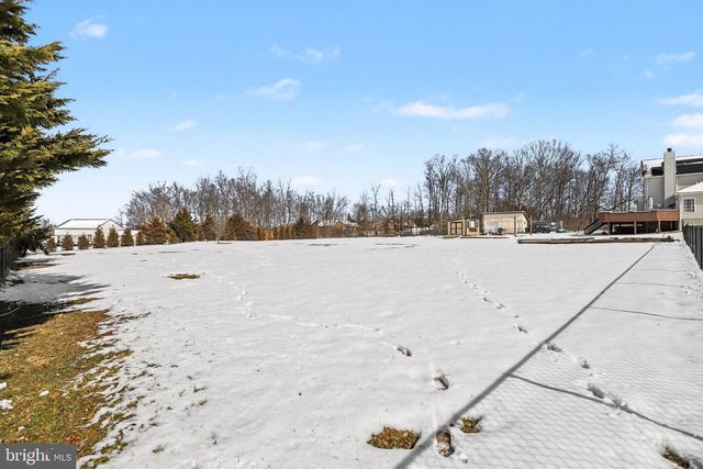 240 AMANDA DR, Littlestown, PA 17340