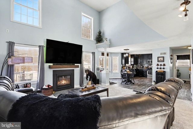 240 AMANDA DR, Littlestown, PA 17340