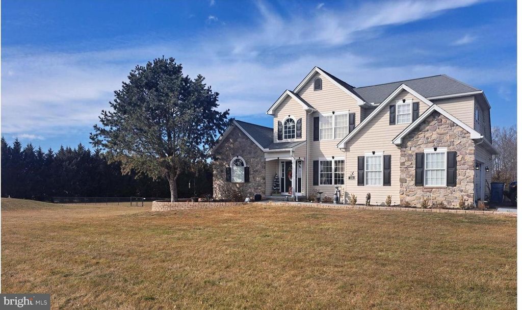 240 AMANDA DR, Littlestown, PA 17340