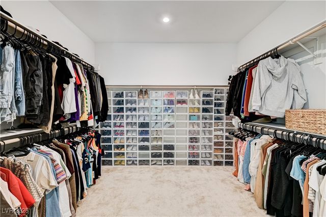 607 Cadence View Way, Henderson, NV 89011