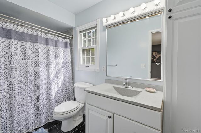 4030 Textile Road, Pittsfield Charter Township, MI 48197