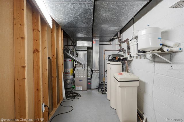 4030 Textile Road, Pittsfield Charter Township, MI 48197