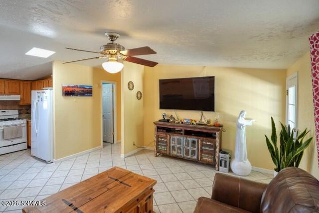 245 Hurt Road, Radium Springs, NM 88054