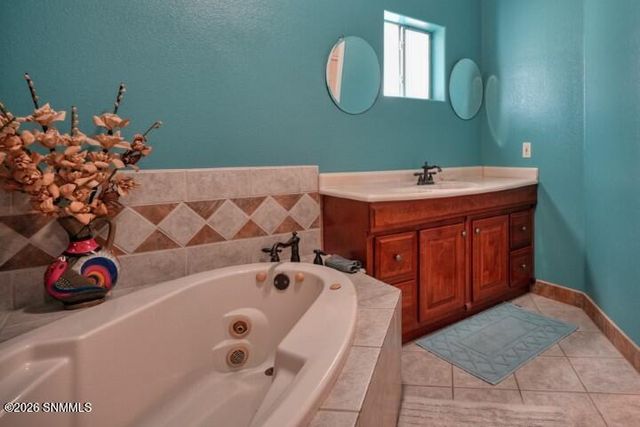 245 Hurt Road, Radium Springs, NM 88054