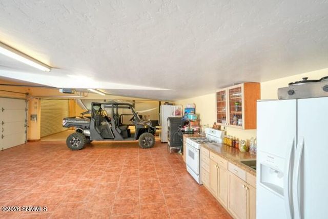 245 Hurt Road, Radium Springs, NM 88054