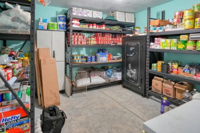 245 Hurt Road, Radium Springs, NM 88054