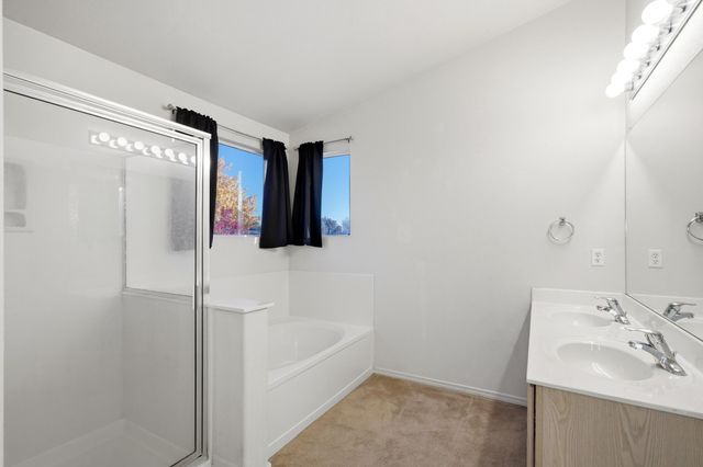 744 Ocate Meadows Drive, Rio Rancho, NM 87144