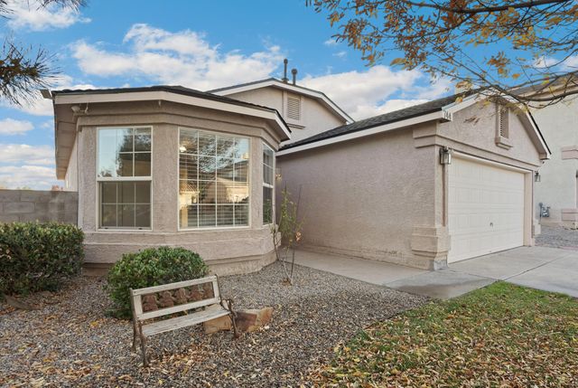 744 Ocate Meadows Drive, Rio Rancho, NM 87144