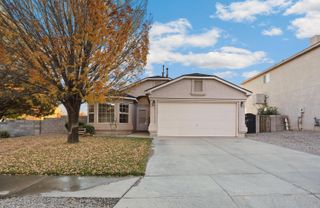 744 Ocate Meadows Drive, Rio Rancho, NM 87144