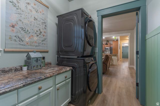 5069 W BURNTSIDE AVE, South Jordan, UT 84009