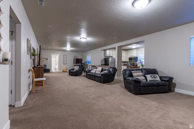 5069 W BURNTSIDE AVE, South Jordan, UT 84009